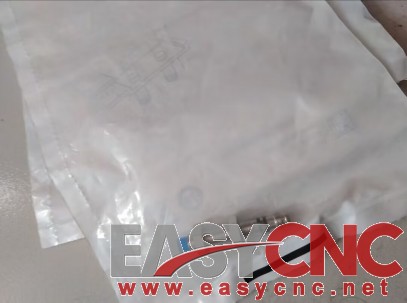 1040886 IME08-04NPSZT0S SICK proximity sensor NEW