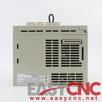 SGDH-04AE YASKAWA  AC servo drive amplifier unit 0.4KW Used