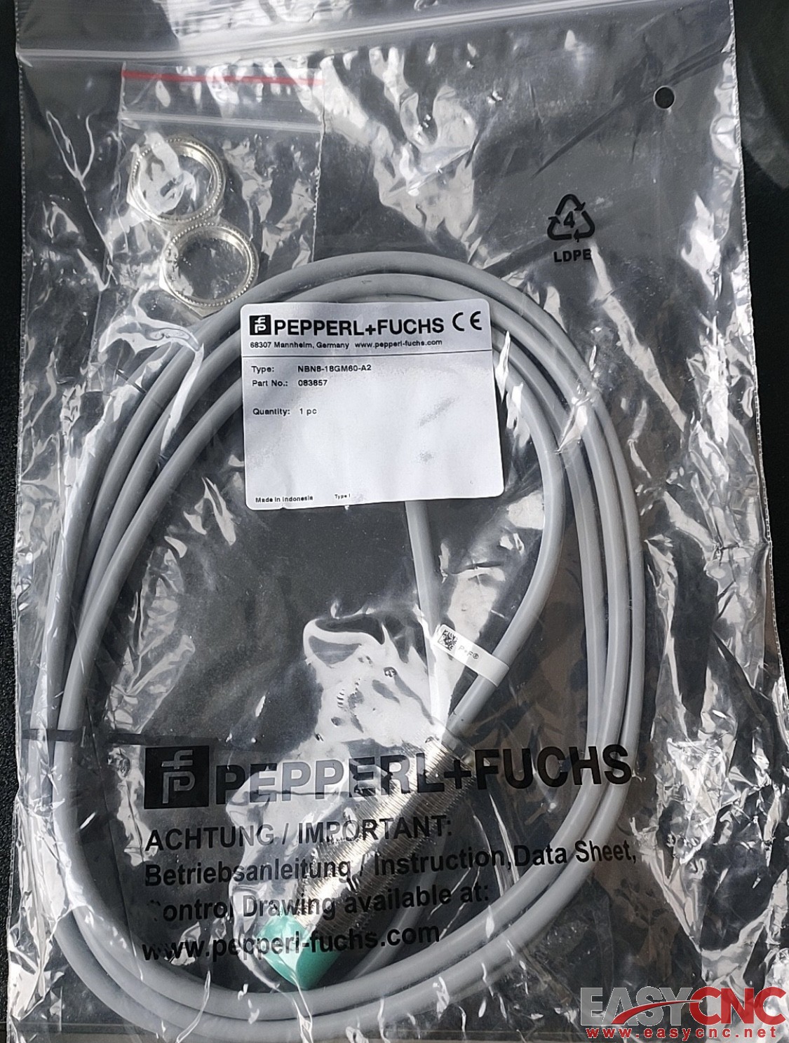 083857 NBN8-18GM60-A2 Pepperl + Fuchs Sensor Connector Cable NEW