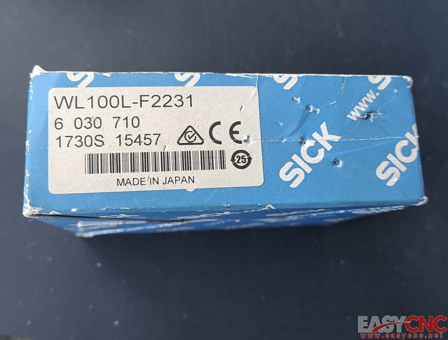 6030710 WL100L-F2231 SICK photoelectric switch sensor New