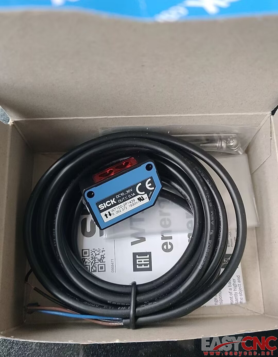 6052372 WT100-2P1439 SICK photoelectric switch New