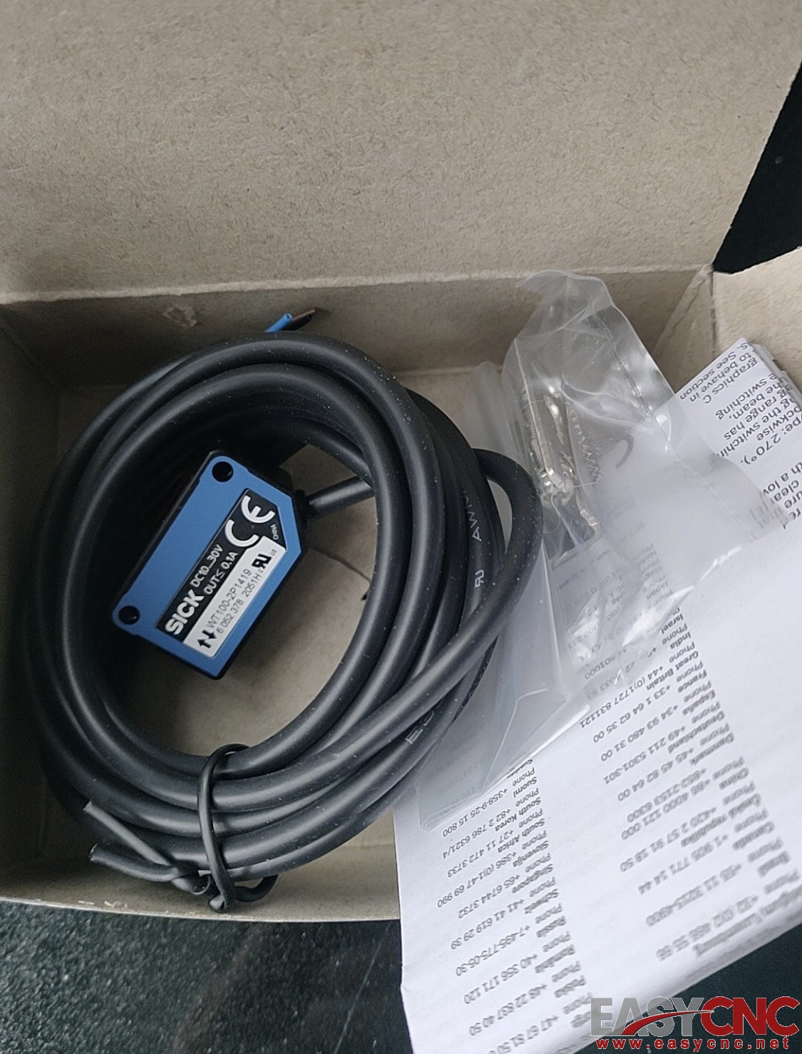 6052378 WT100-2P1419 SICK photoelectric sensor New