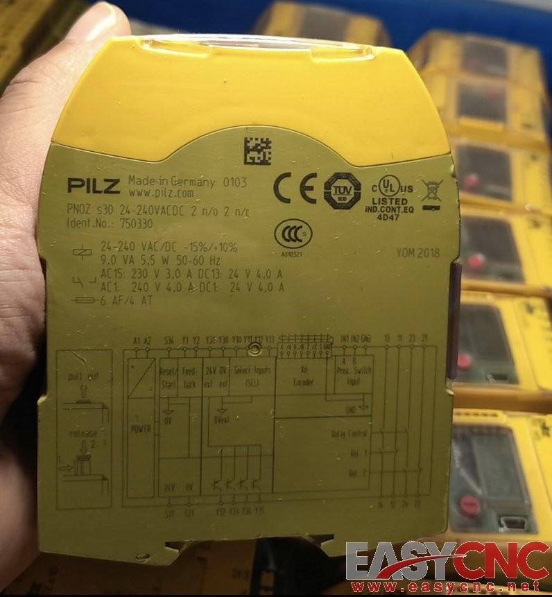 750330 PNOZ s30 Pilz Safety Relay New And Original