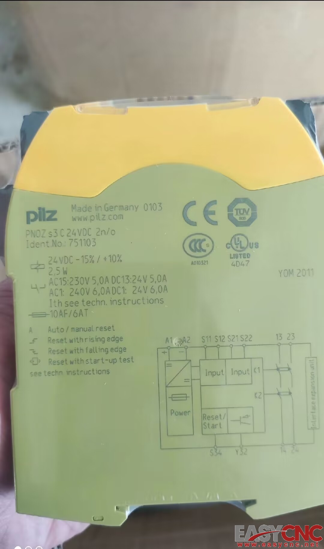 751103 PNOZ s3 C Pilz Safety Relay New And Original