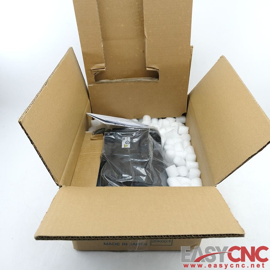 SGMRV-37ANA-YR12 YASKAWA AC SERVO MOTOR New