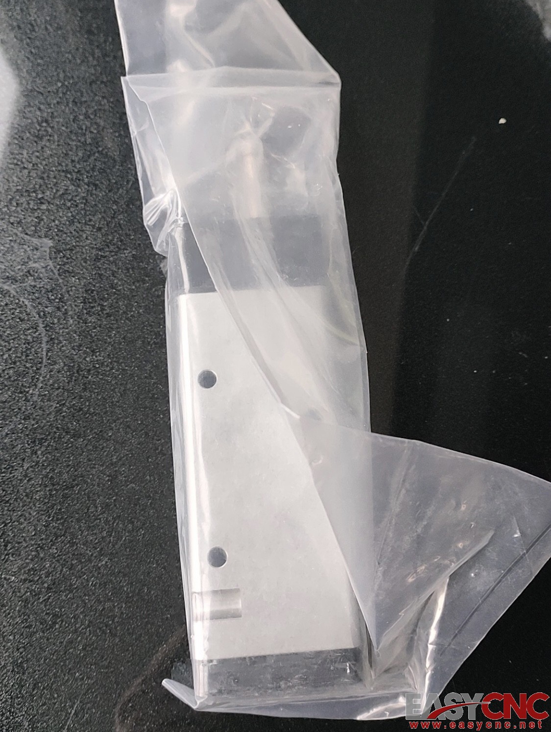 V61B513A-A2 NORGREN Solenoid valve New