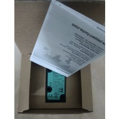 207544 RL31-8-2500-IR/73C/136 Pepperl + Fuchs photoelectric sensor NEW