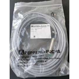 186569 NBB8-18GM50-E2-5M Pepperl + Fuchs proximity switch sensor NEW
