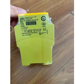 774504 PNOZ XV2 Pilz Safety Relay New And Original