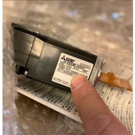 HG-KR082MD-S000001 Mitsubishi AC Servo Motor New